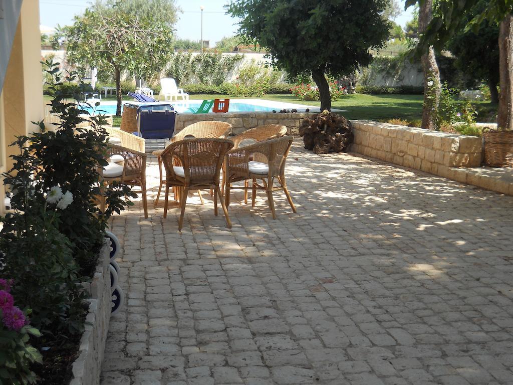 Villa Il Giardino Dei Carrubi Donnalucata  Exterior foto